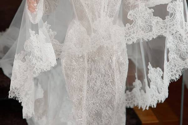 Luxury veils