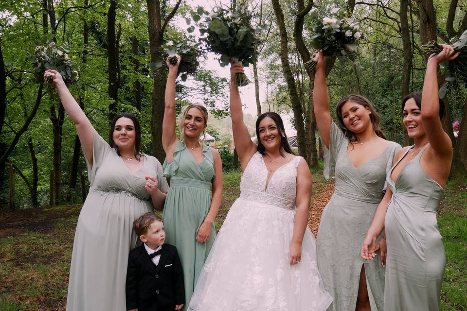Bride & bridesmaids