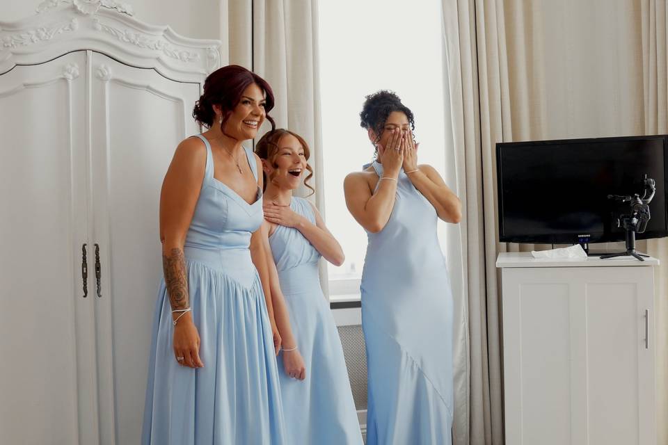 Bridesmaids reaction
