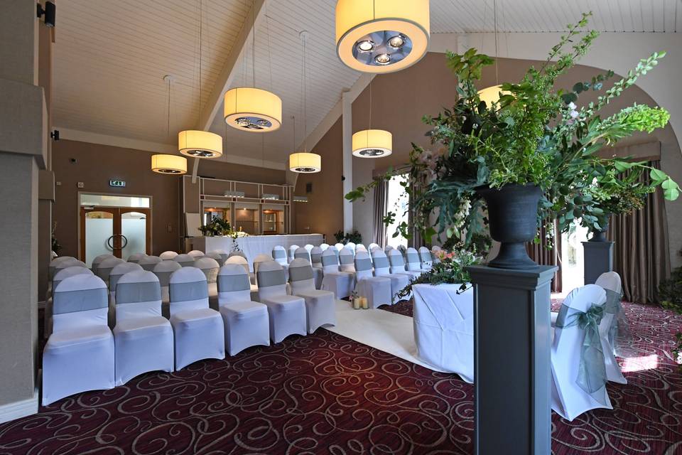 Mulberry suite ceremony - Sedgebrook Hall