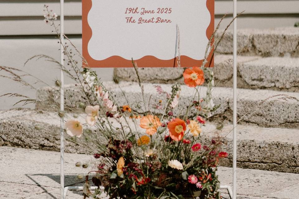 Solaris Welcome Sign