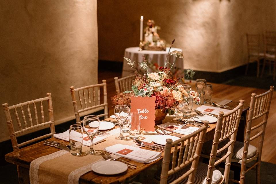 Solaris Table Setting