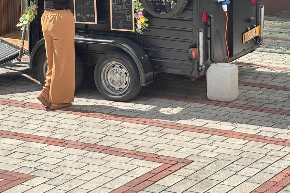 Janks with trailer 1