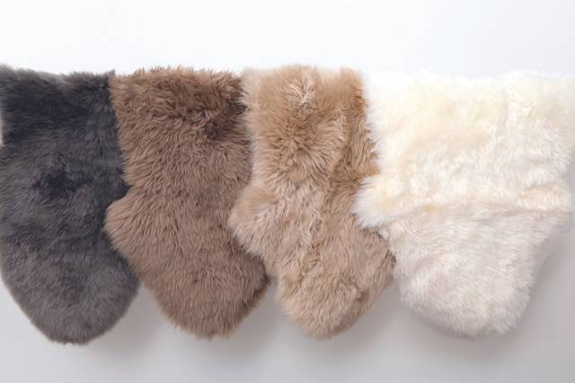 Popular sheepskin rug colours