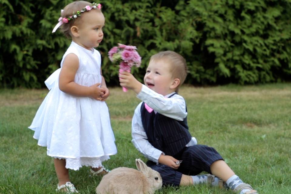 Children at the wedding