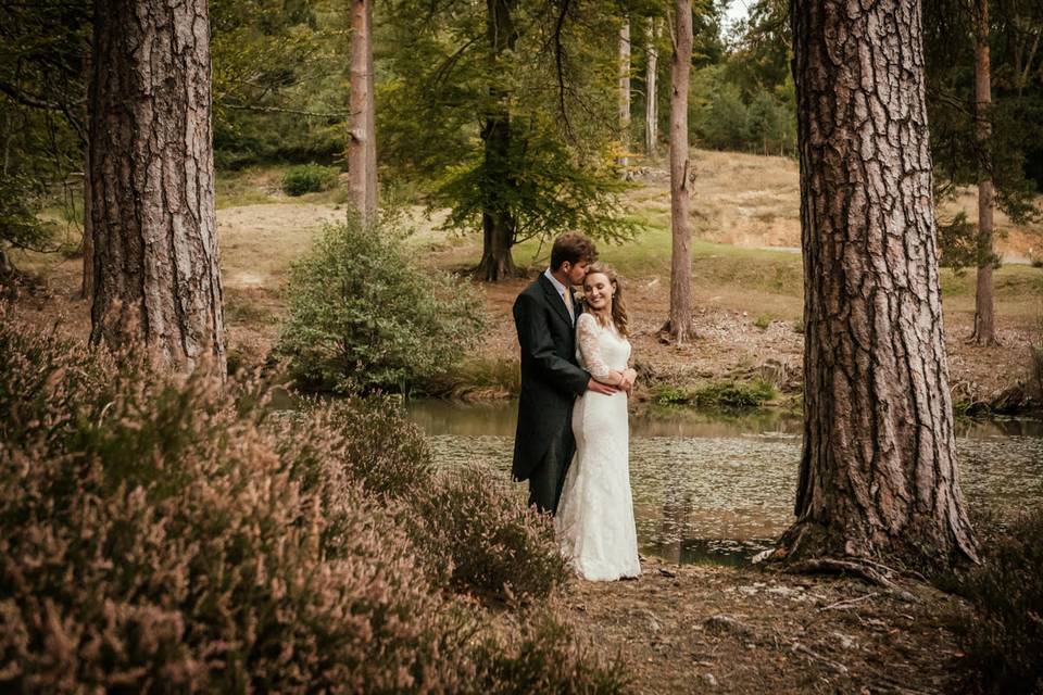 Dreamy woodland wedding look