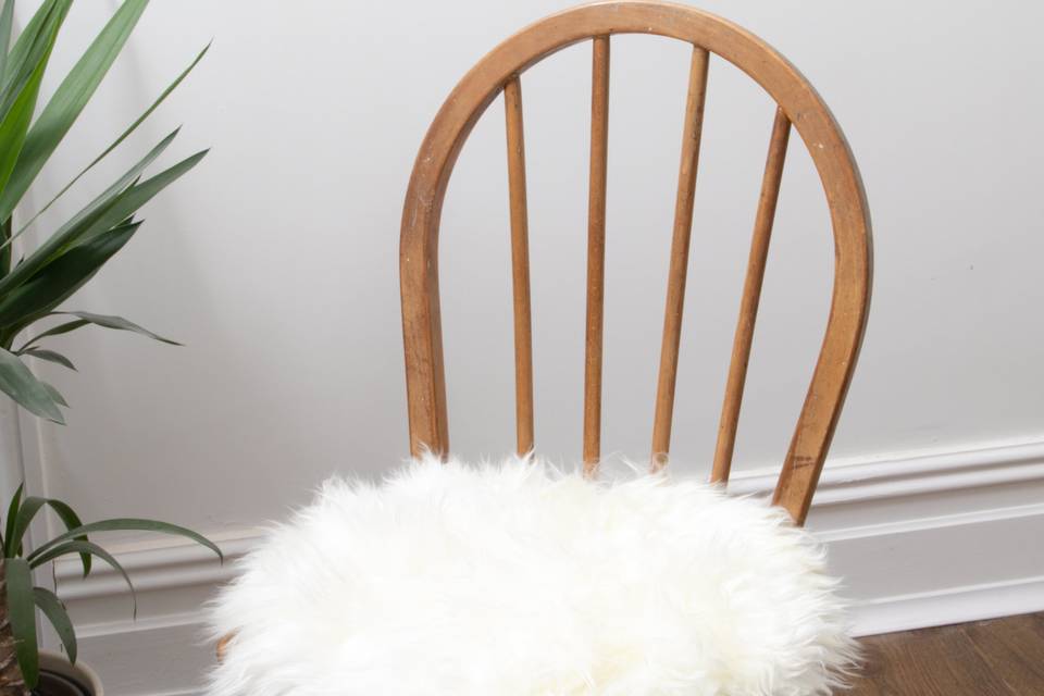 White Seat Chair Pad