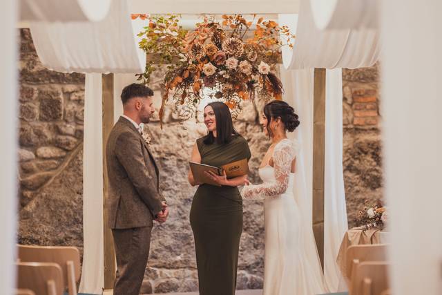 Autumn wedding, ceremony