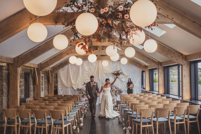 Autumn wedding, ceremony