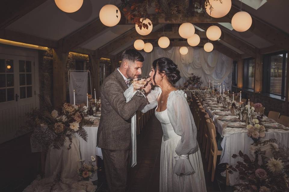 Autumn weddings, champagne