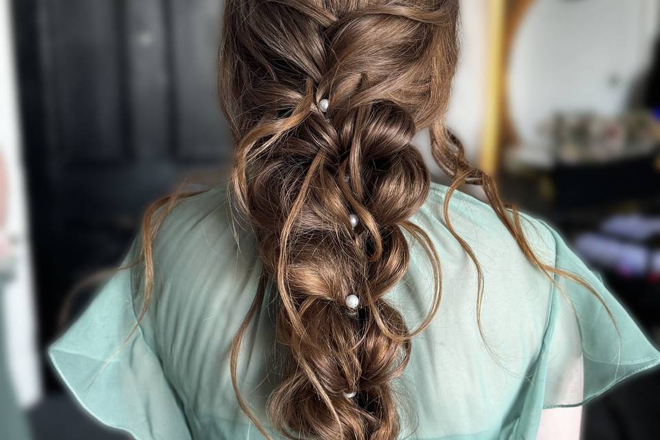 Bridesmaid mermaid braid