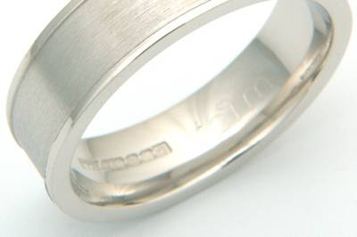 Textured Gents Wedding Ring