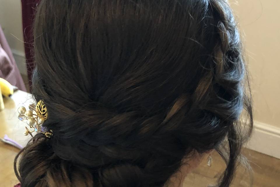 Low bun with Braid