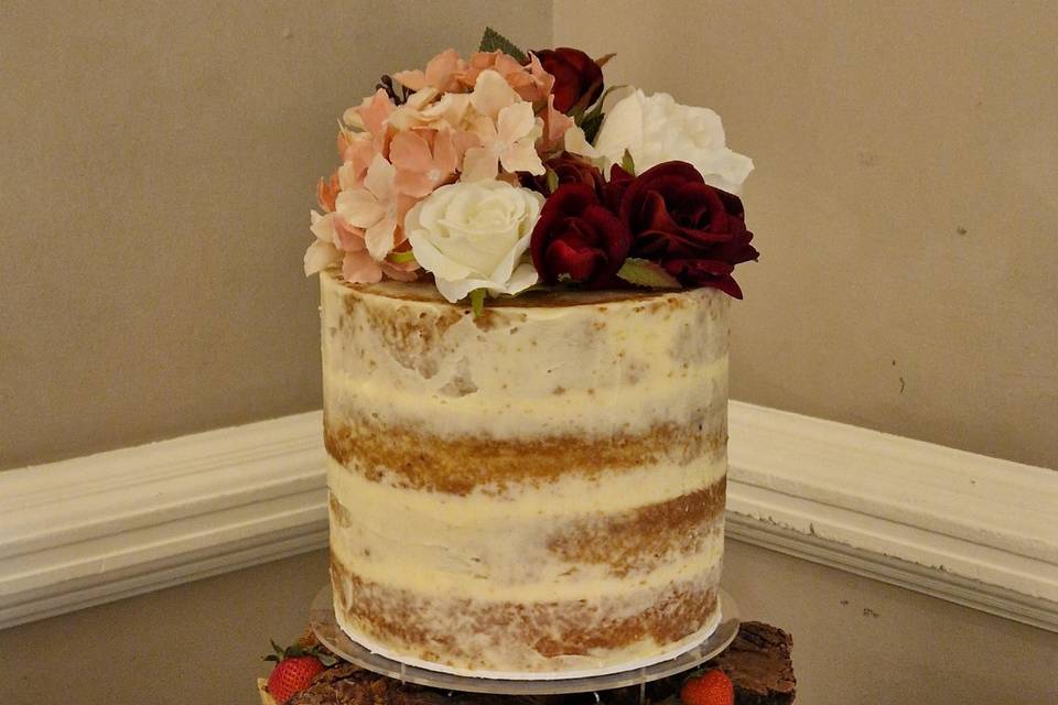 Semi Naked Cake