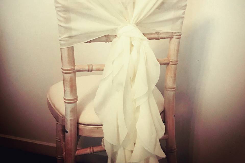 Chiffon chiavari chair hood