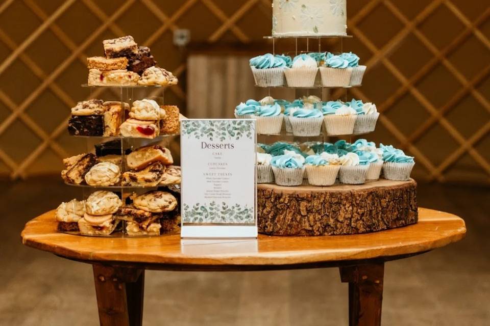 Cake, cake, cake!