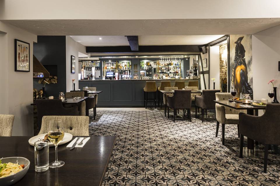Lounge Bar