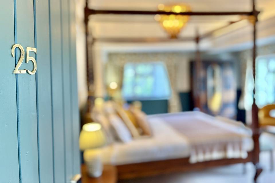 Honeymoon Blenheim Suite