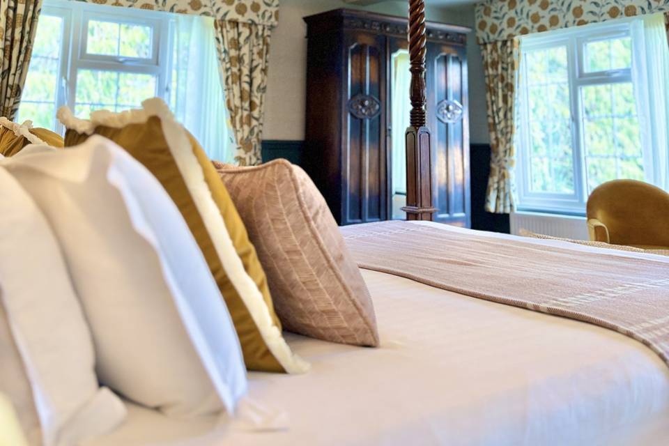 Honeymoon Blenheim Suite