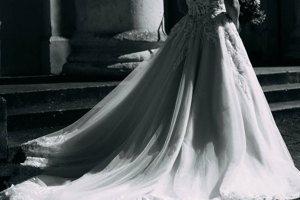 Bride entering church