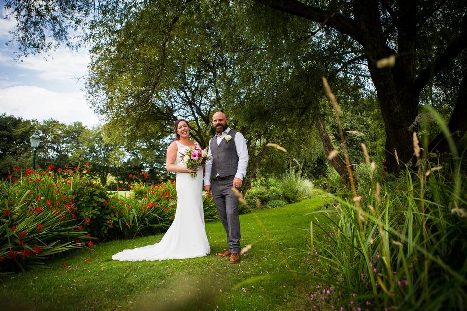 Tree top escape wedding