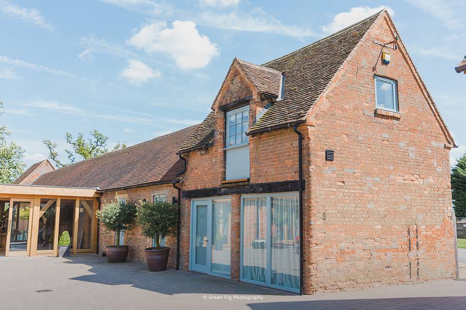 Bassmead Manor Barns