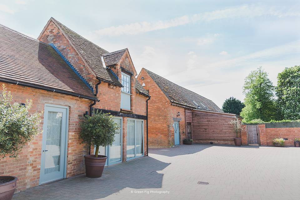 Bassmead Manor Barns