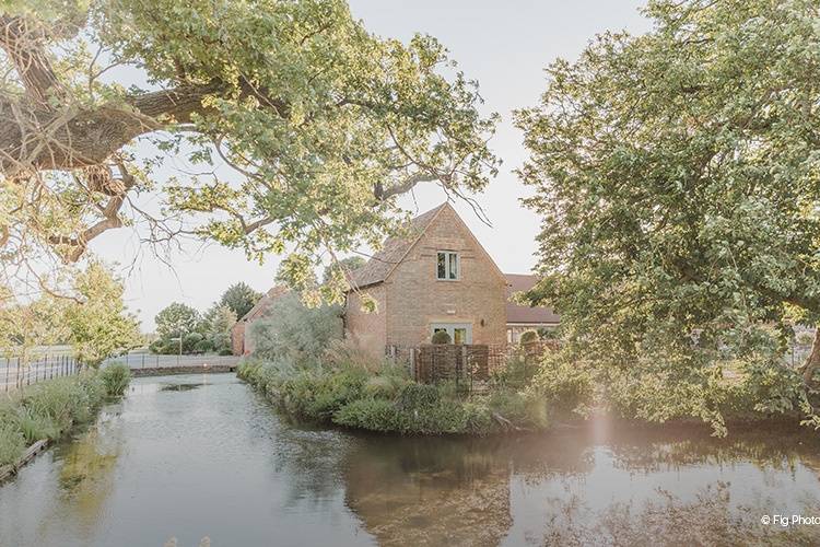 Bassmead Manor Barns