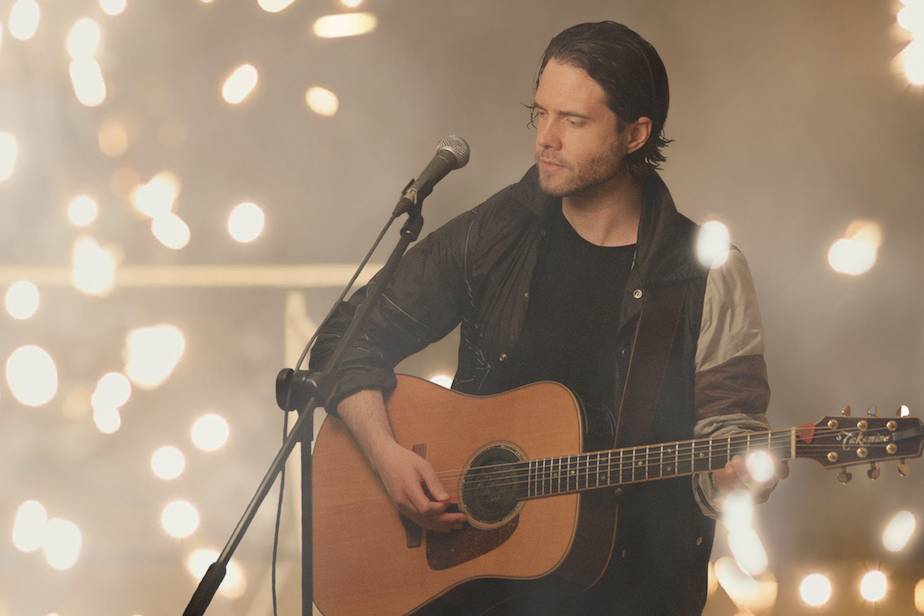 Greg Fidler // Acoustic Singer