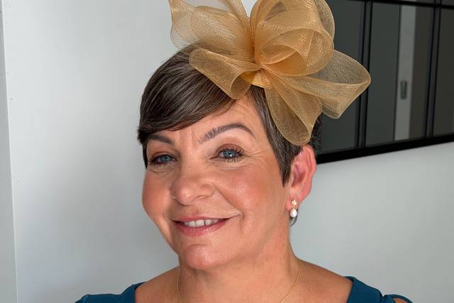 Mothers glam makeup