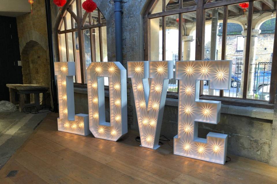 Light up 'LOVE' letter hire