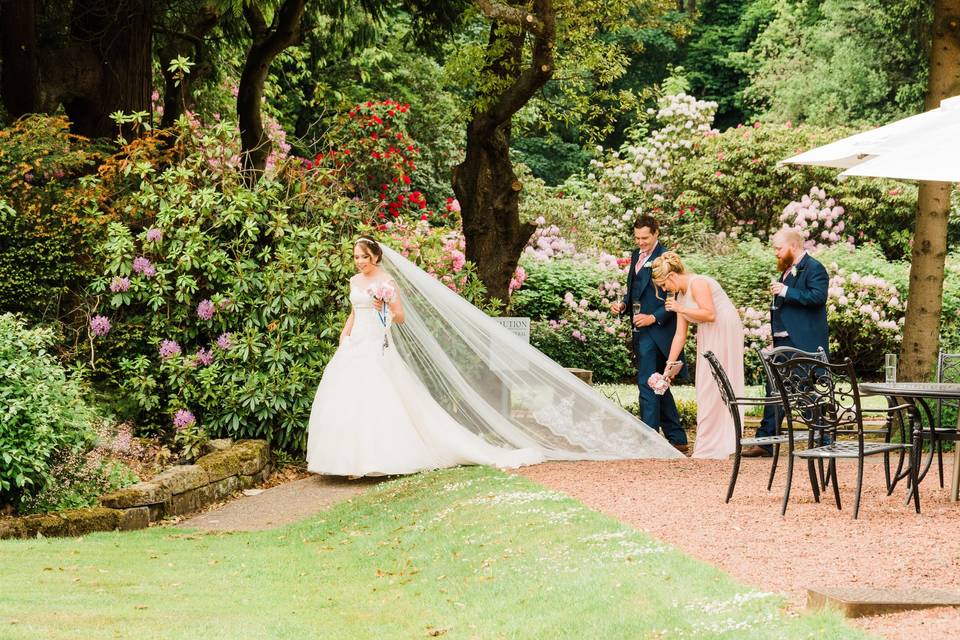 Al fresco wedding