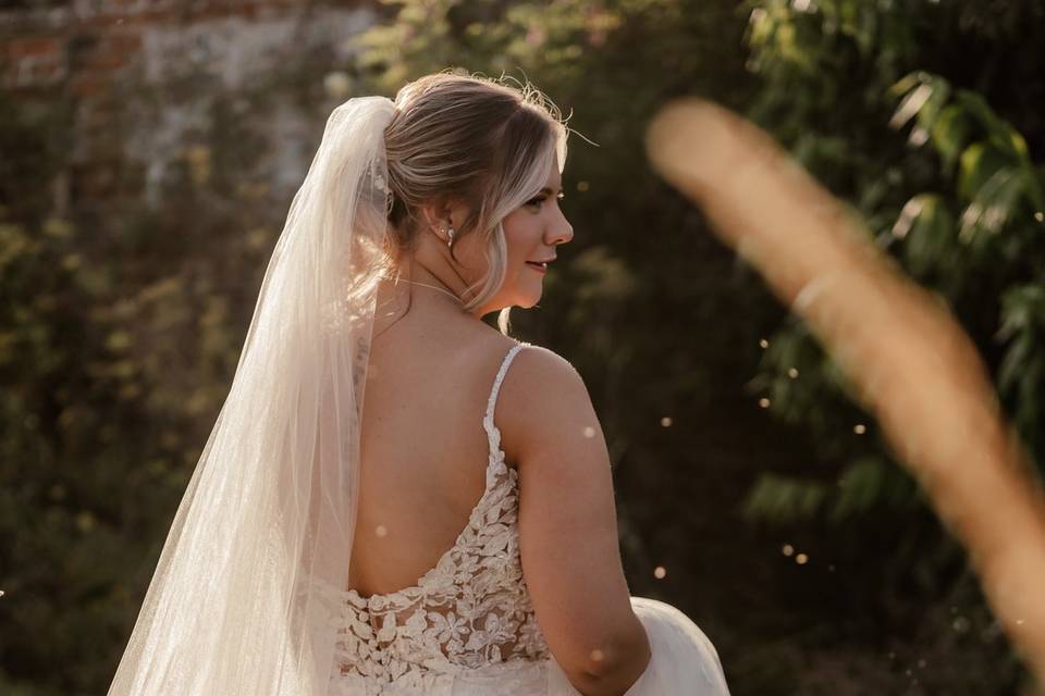 Bride at bury court barn