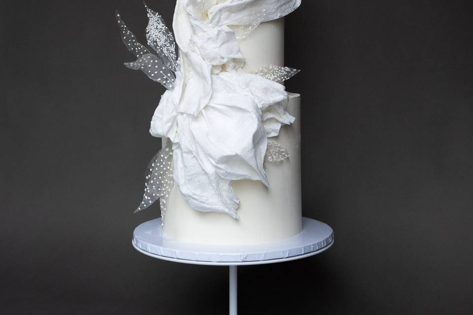 Modern three tier wedding cake