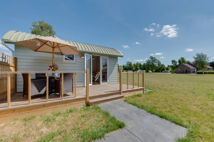 Luxury Shepherd's Cabin