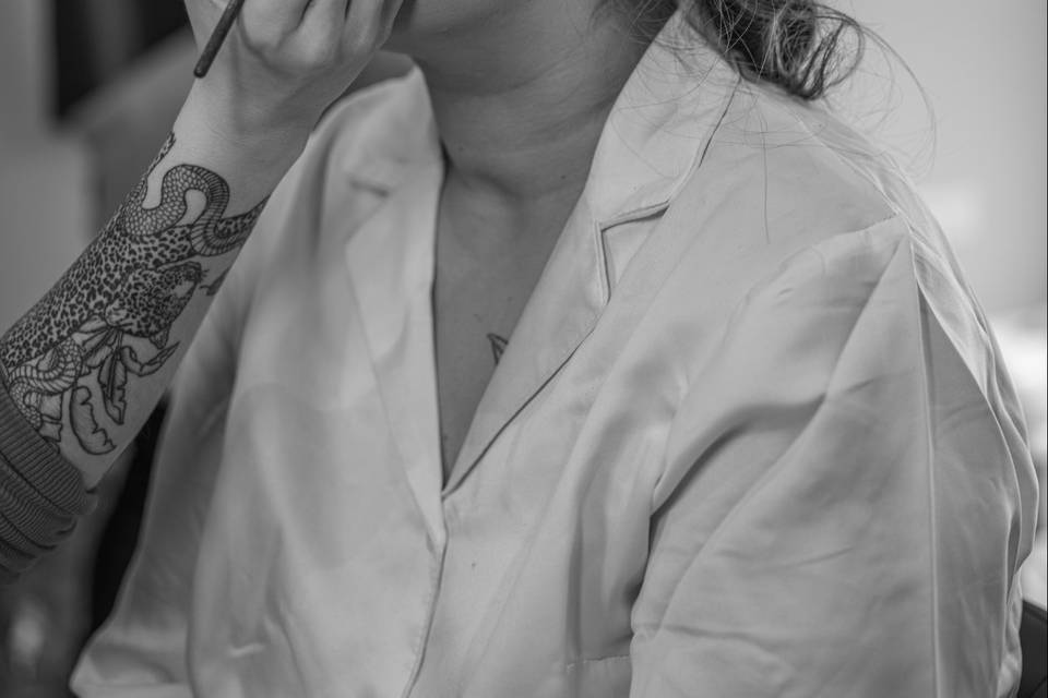 Bridal getting ready