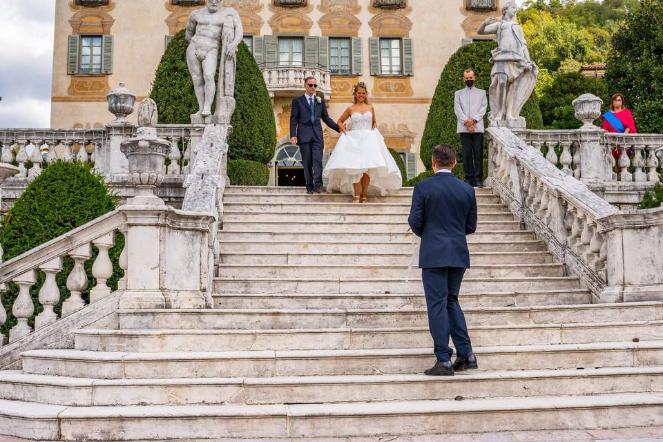 Smiling bride