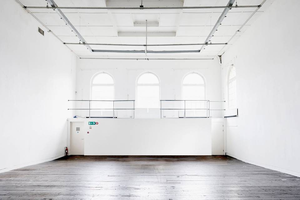 Upper Gallery [Empty]