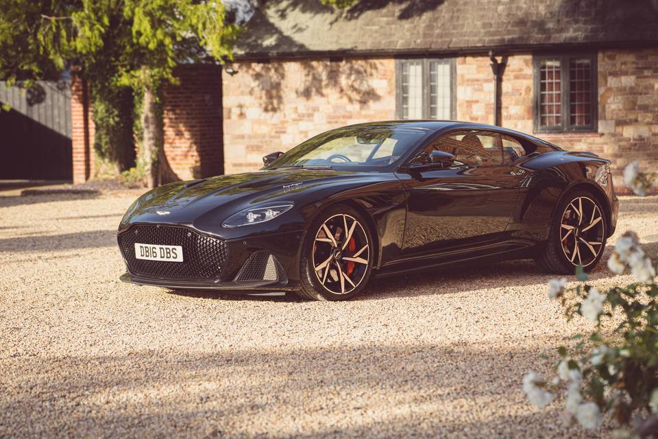 Wedding cars 24