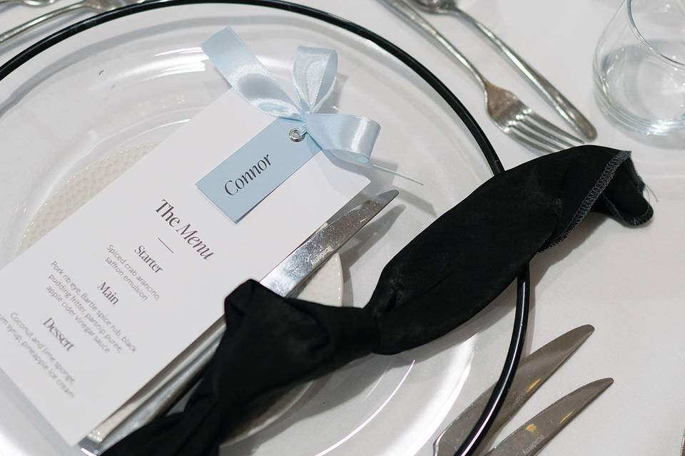 Menu + blue name tag