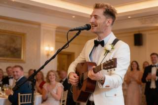 Jeremy Johnson - Singing Guitarist