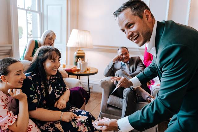 Card magic for wedding guests