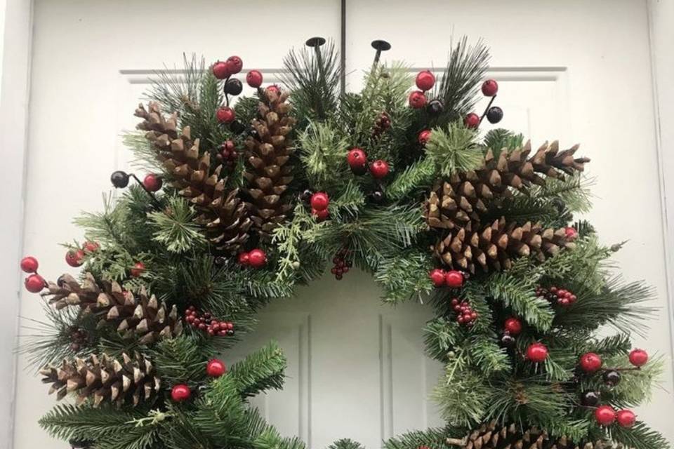 Pine cone wreath