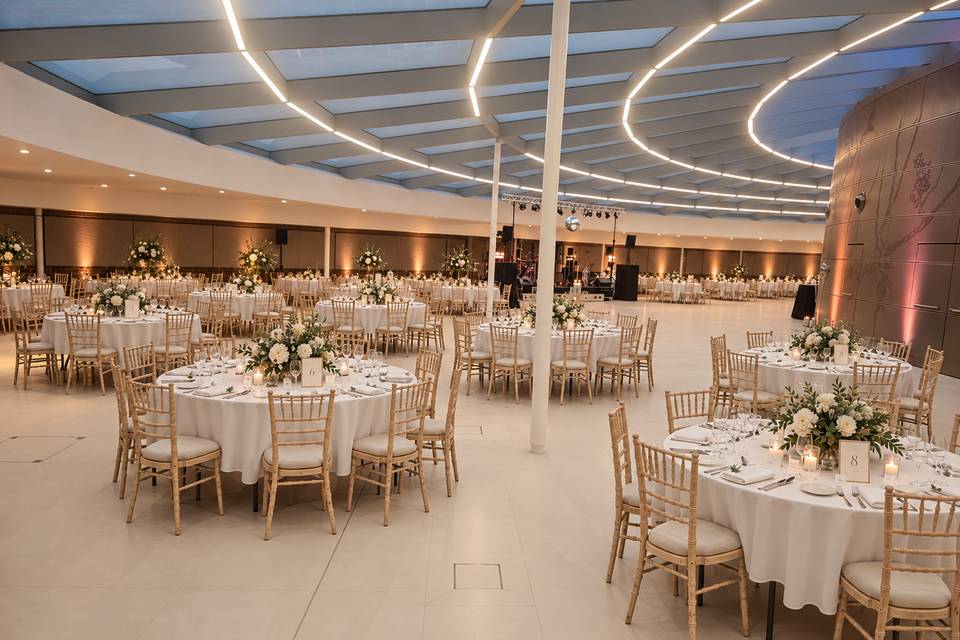 Flexible large spaces