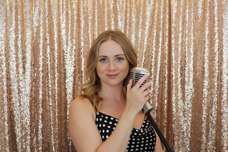 Wedding vocalist