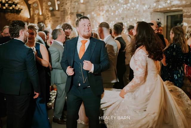 Rob Agar: DJ and Photo Booth Hire North East