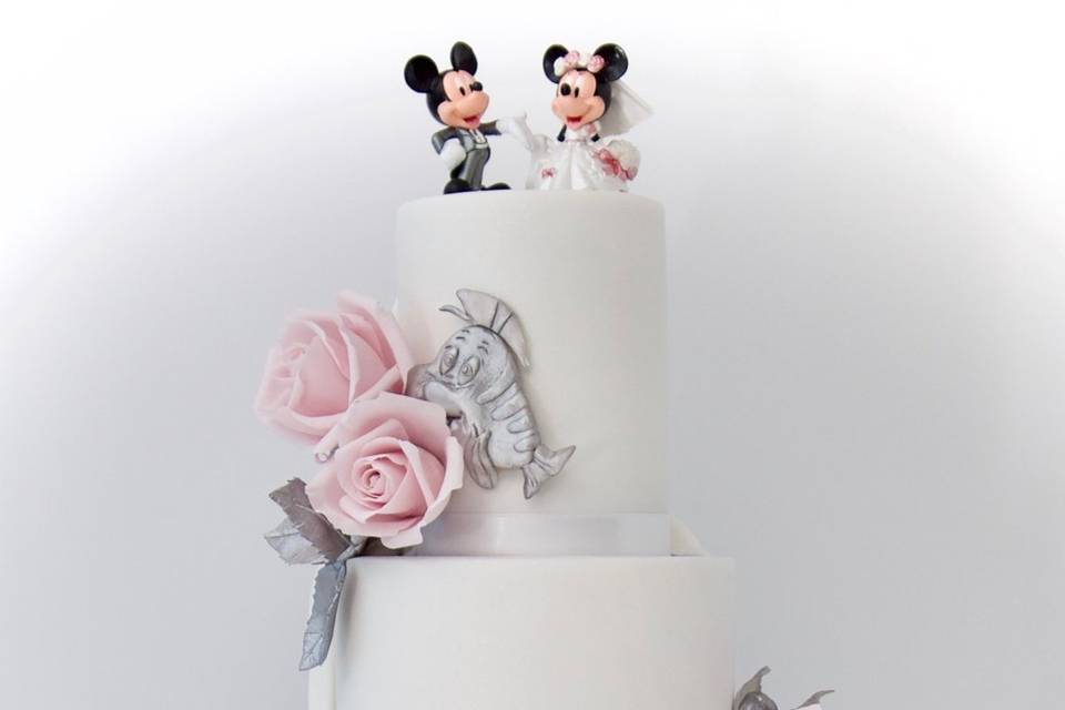 Disney peepo cake