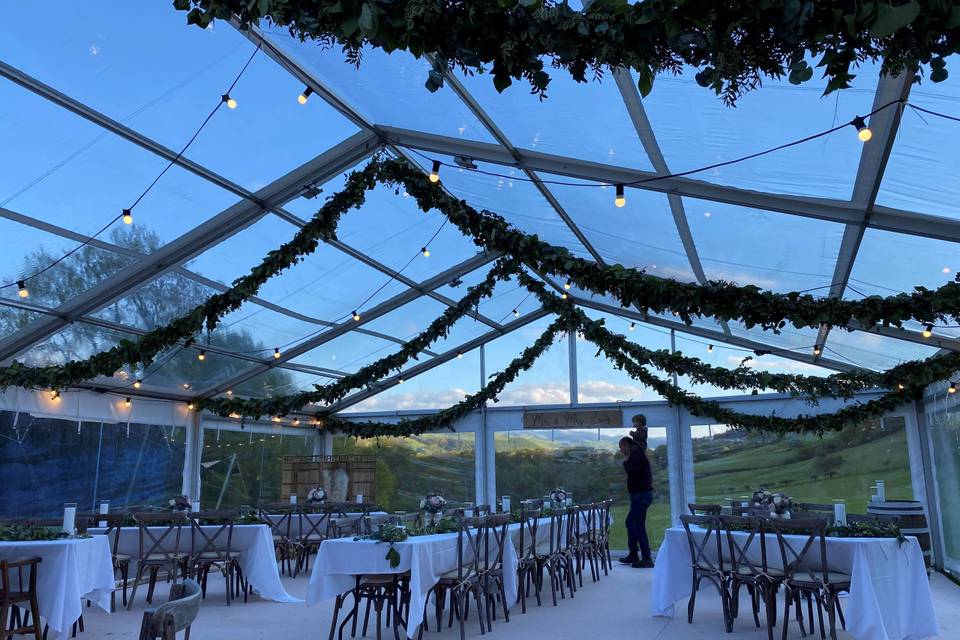 Fully clear roof