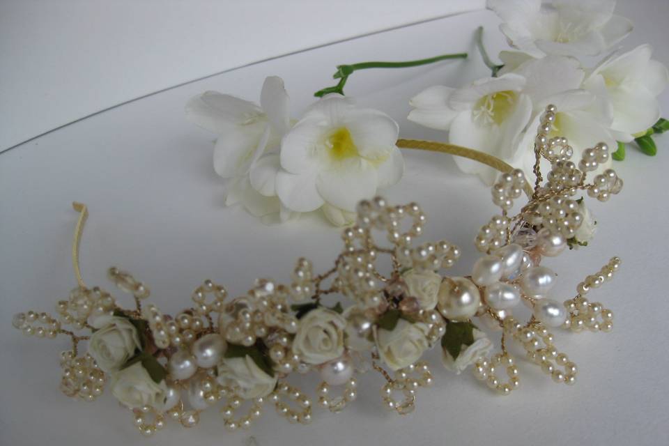 Pearl rose tiara