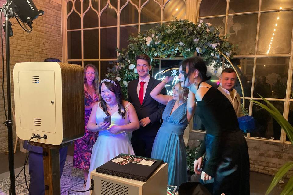Wooden Photo Pod